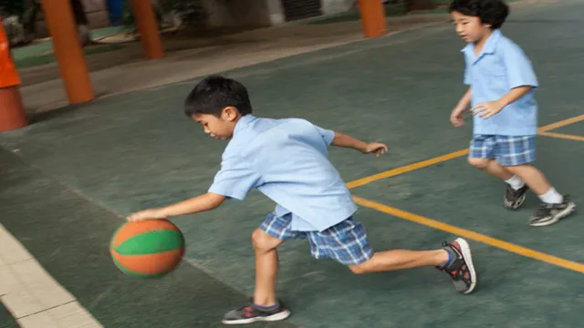 Dribble, Dodge, Dive: Unleash Your Inner Shark with Basketball Sharks and Minnows!