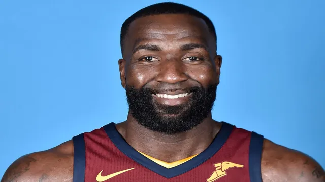 bearded basketball players